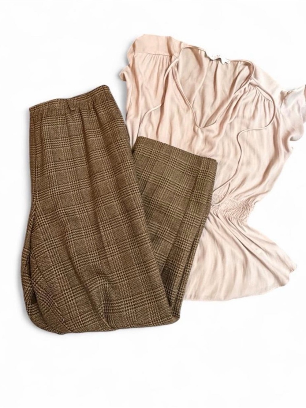 Vintage 75% Wool High-Rise Plaid Trousers in Brown